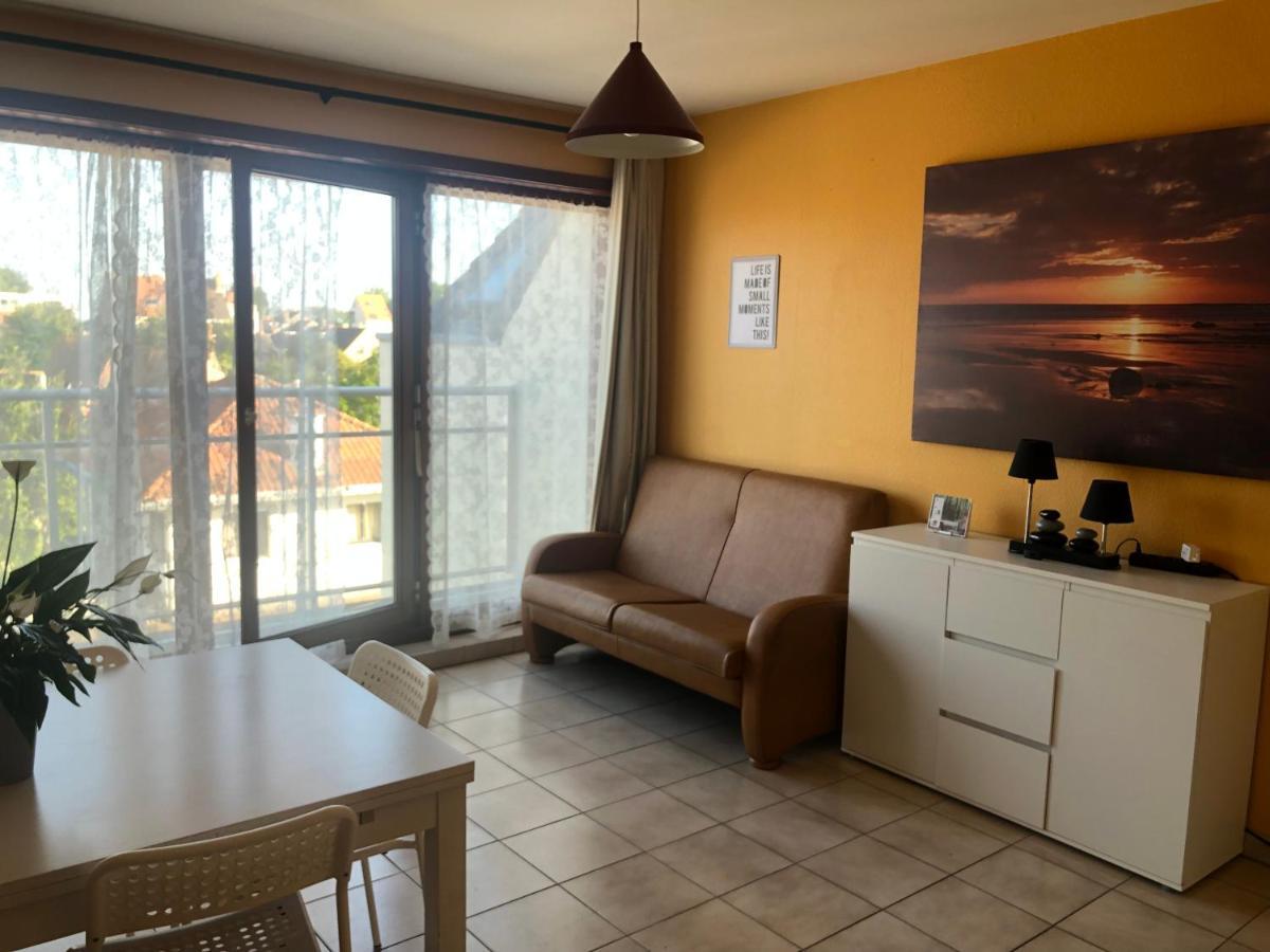 Gezellig Appartement In Oostende Екстериор снимка